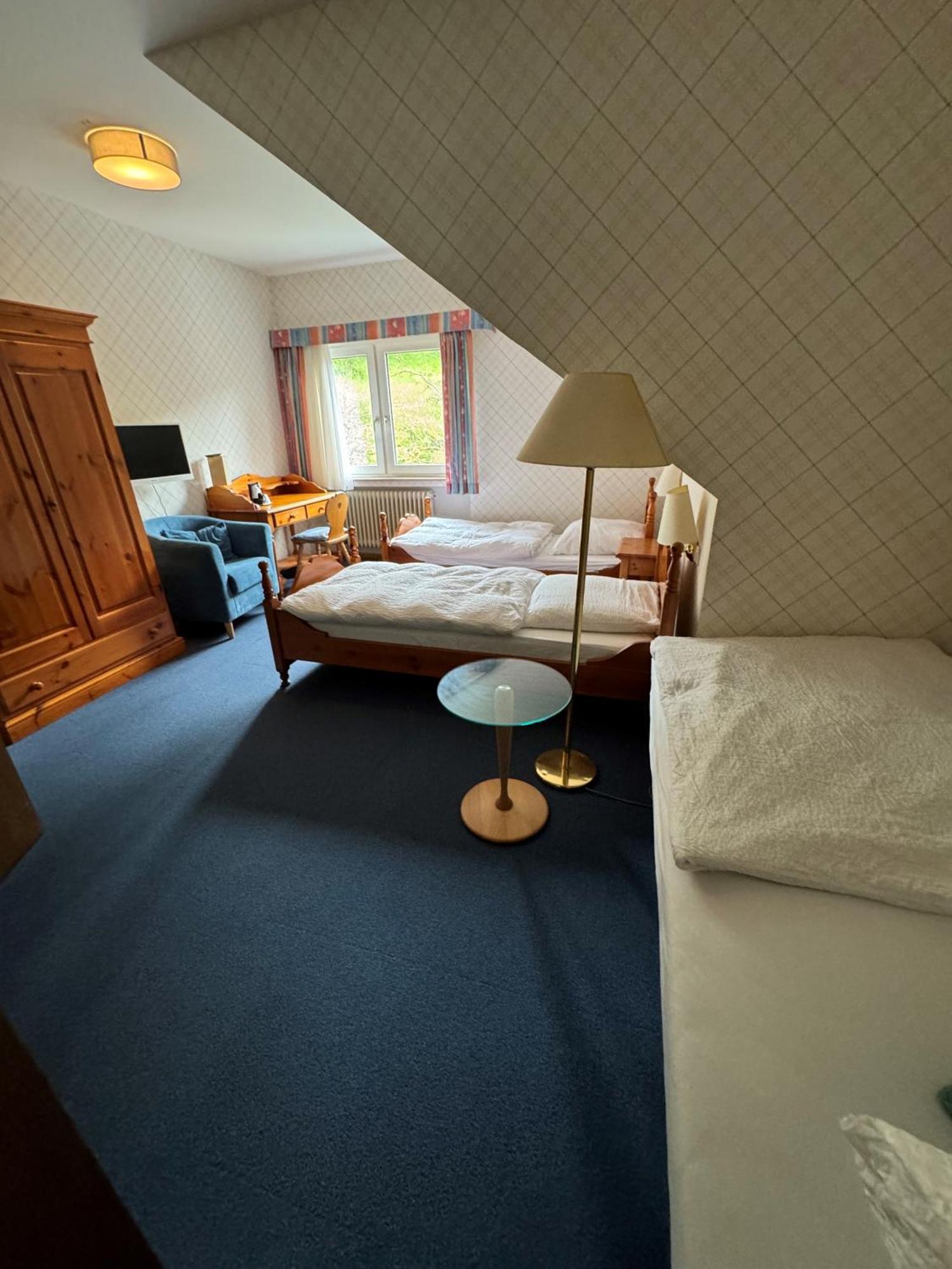 Hotel Zur Muehle Изерлон Стая снимка