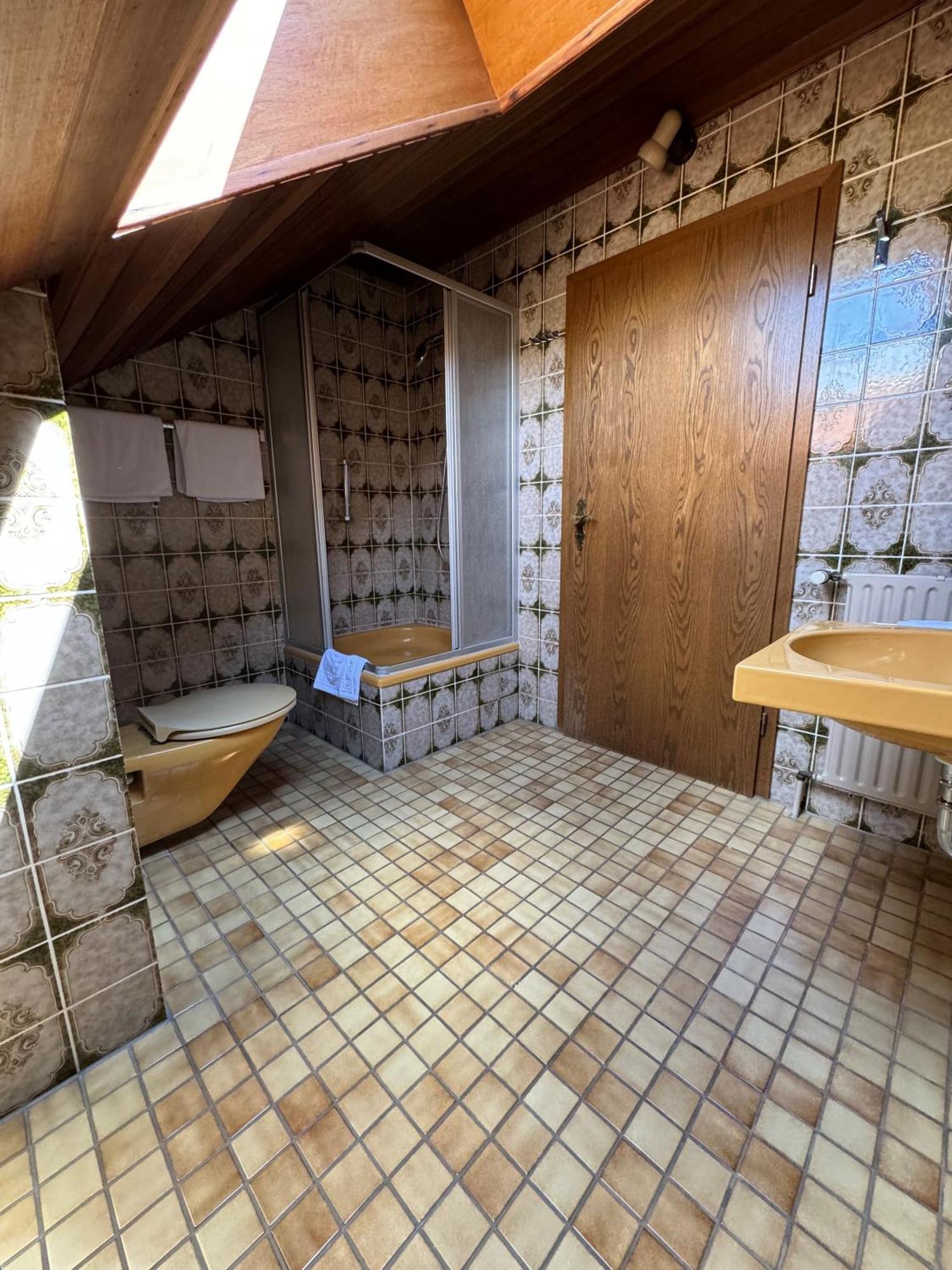 Hotel Zur Muehle Изерлон Стая снимка